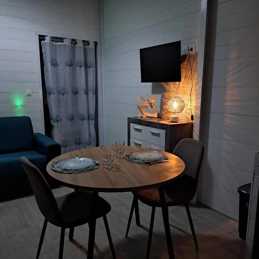 Studio 57 Bed & Breakfast Capesterre-Belle-Eau 0*,  Guadeloupe